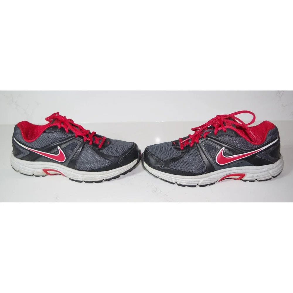 Nike Dart 9 Women's Size 8 Running Shoes Black Dark Grey Red